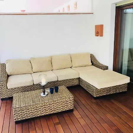 Lomas Del Rey Apartment