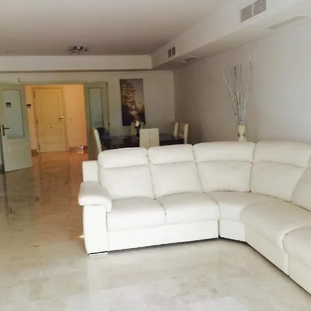Apartment Lomas Del Rey